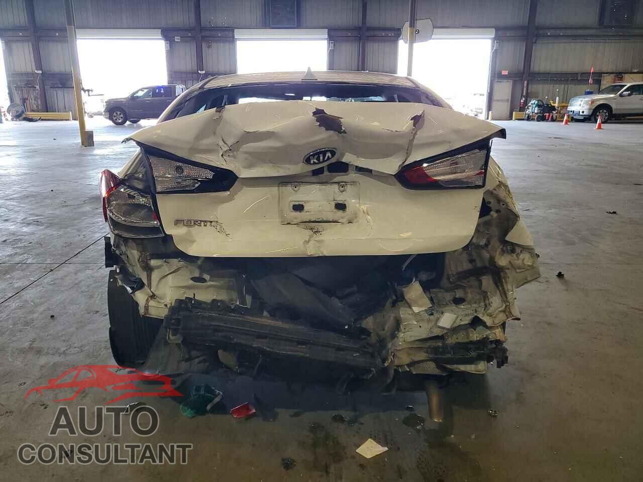 KIA FORTE 2017 - 3KPFK4A78HE112717