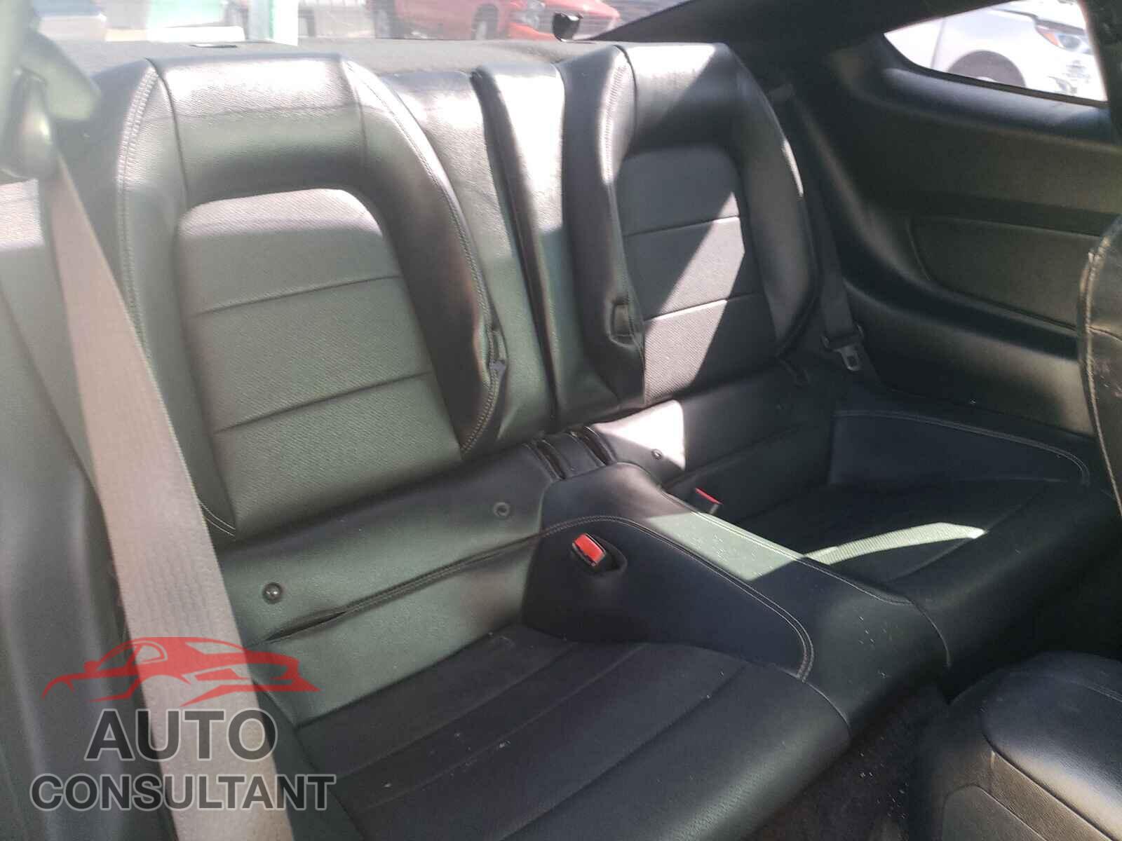 FORD MUSTANG 2017 - 1FA6P8TH3H5282757