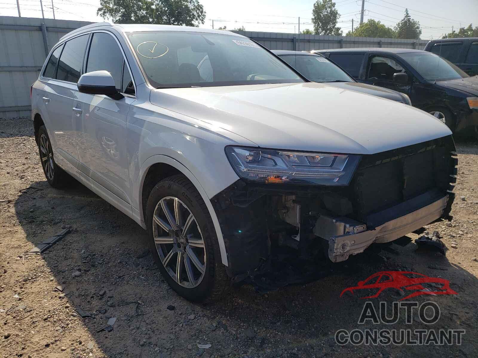 AUDI Q7 2018 - WA1VAAF71JD010831