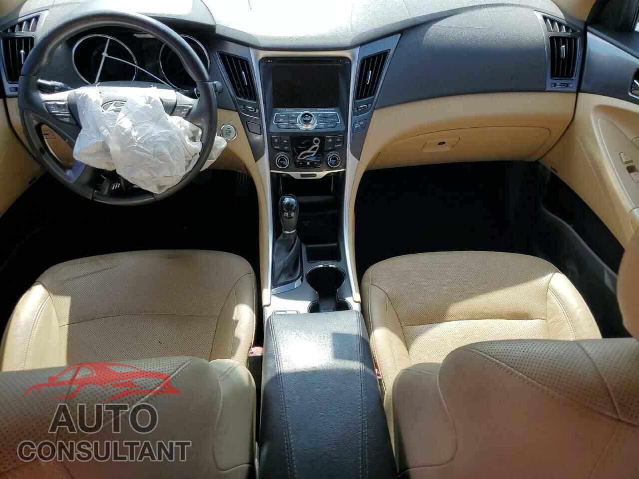 HYUNDAI SONATA 2012 - KMHEC4A40CA043625