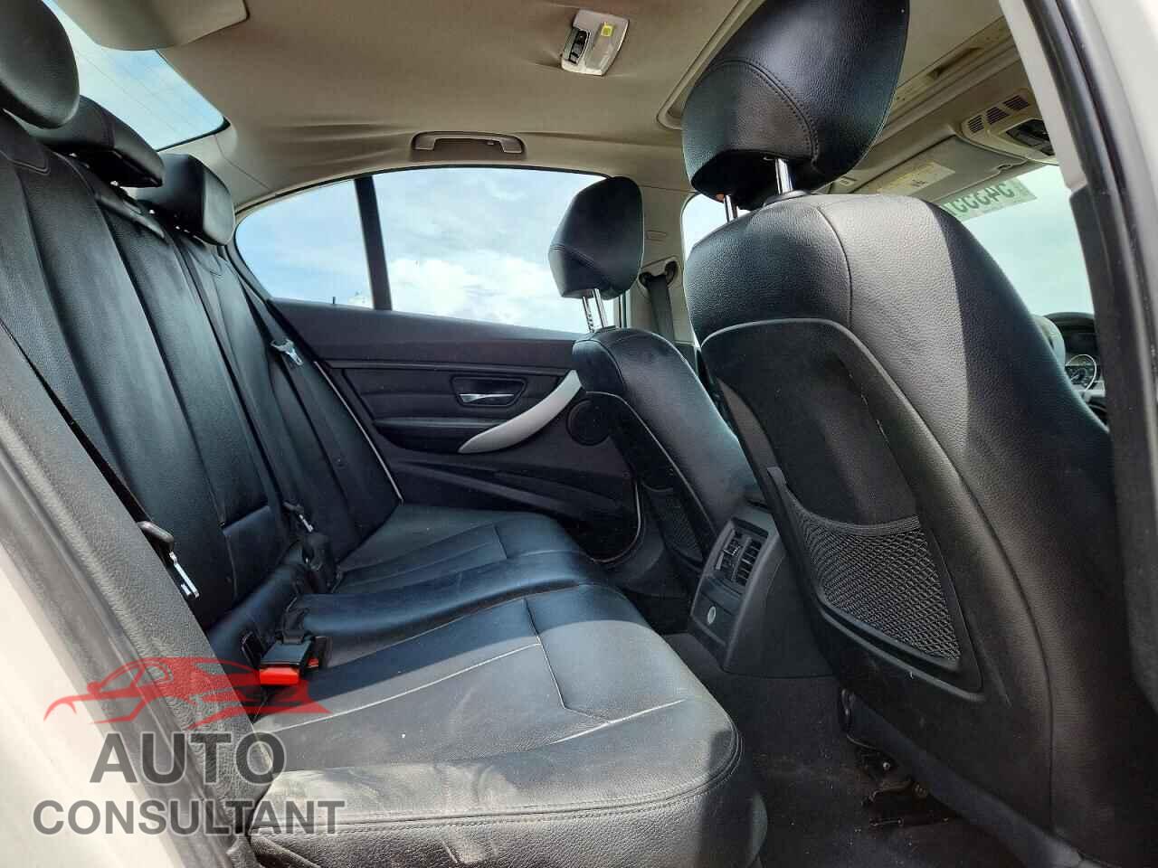 BMW 3 SERIES 2013 - WBA3B3C56DF535169