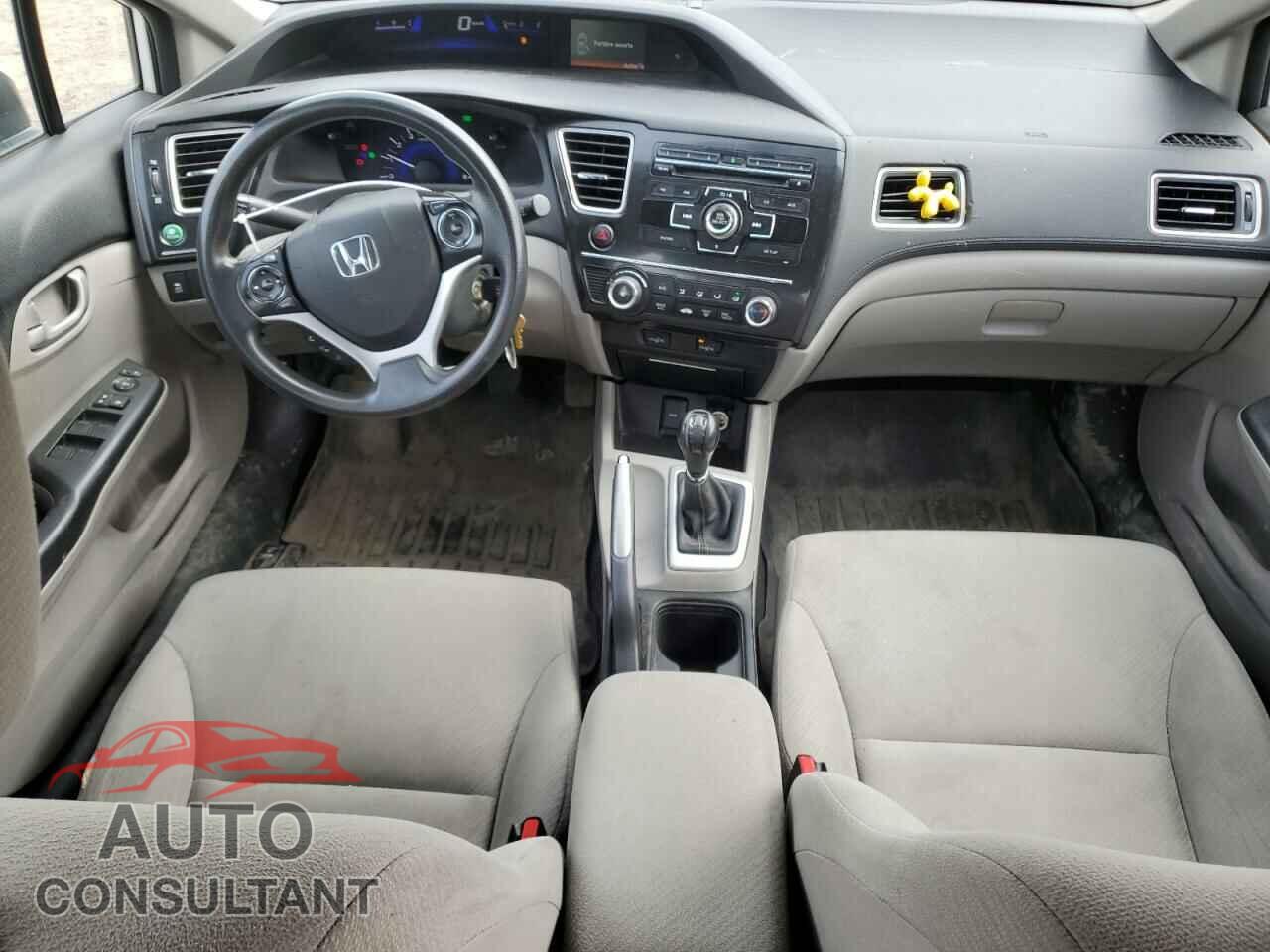 HONDA CIVIC 2013 - 2HGFB2E45DH018797