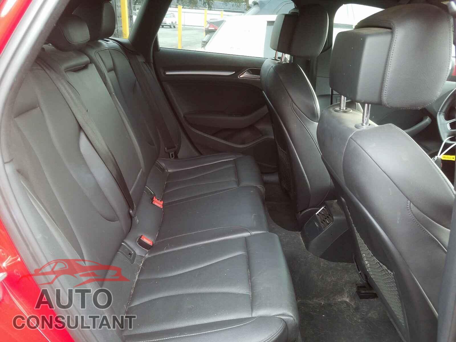 AUDI A3 2017 - WAUUPBFF5HA080273