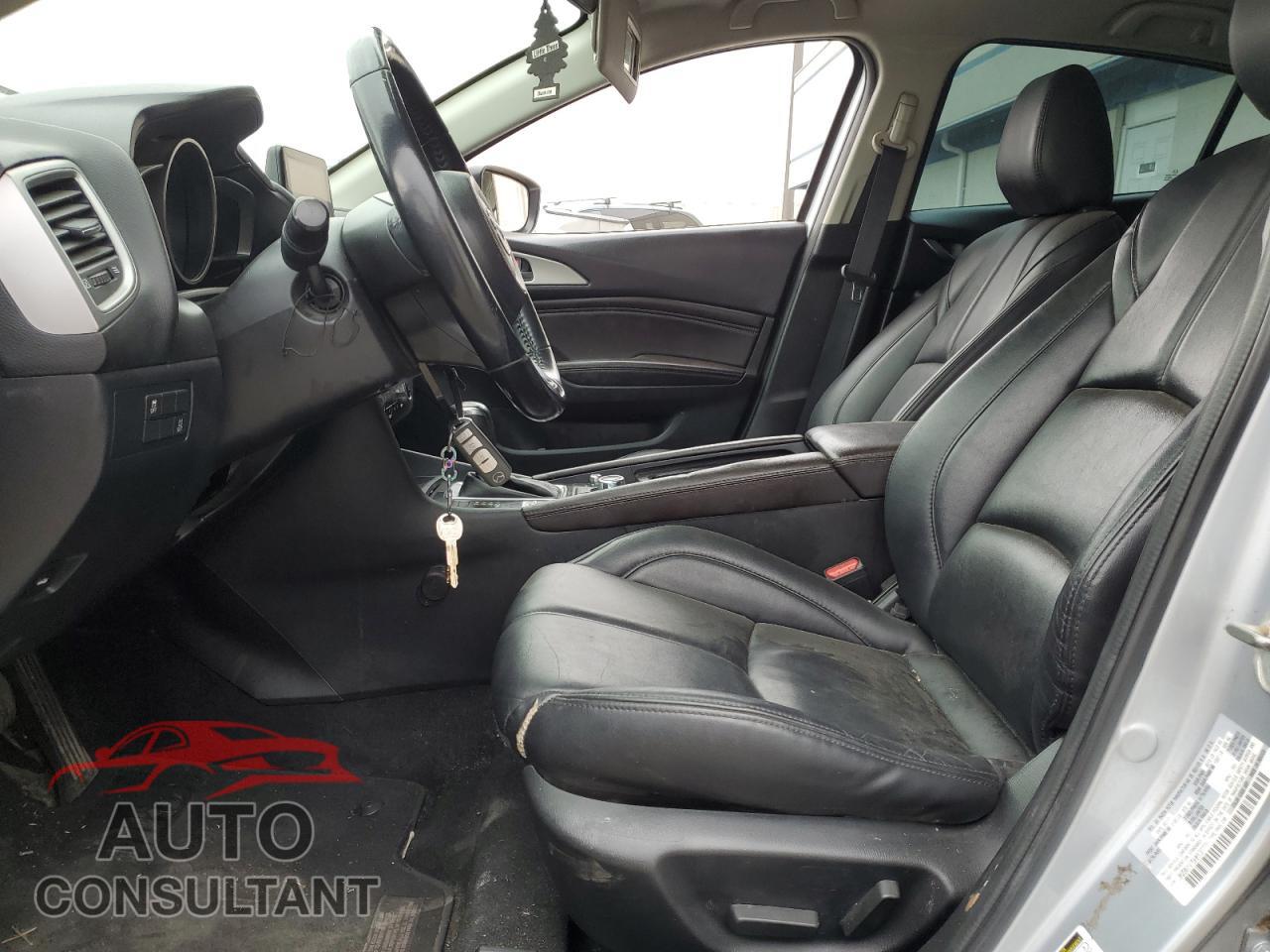 MAZDA 3 2017 - 3MZBN1V75HM137771