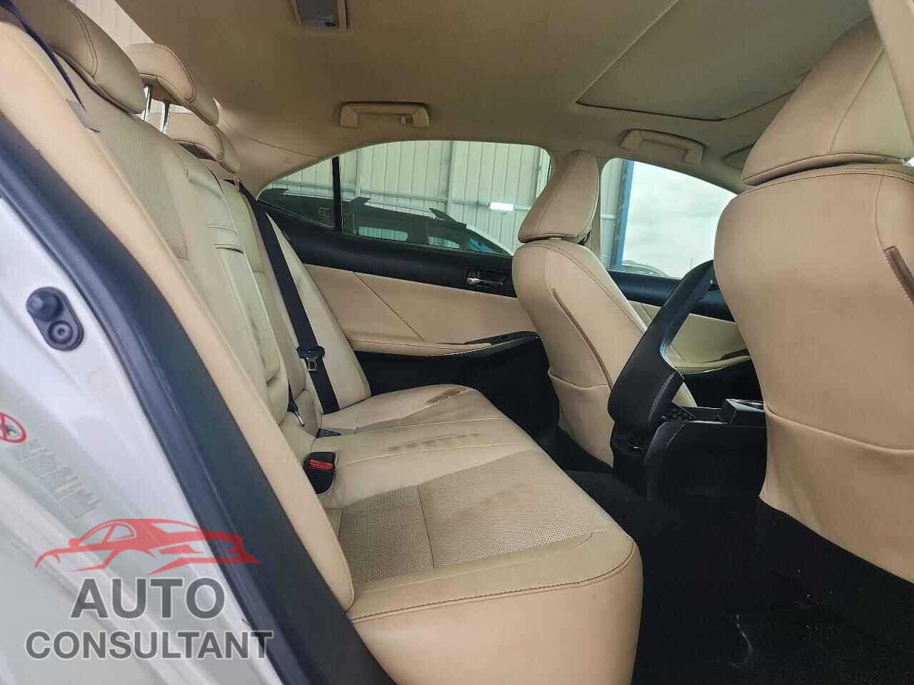 LEXUS IS 2014 - JTHCF1D2XE5014834