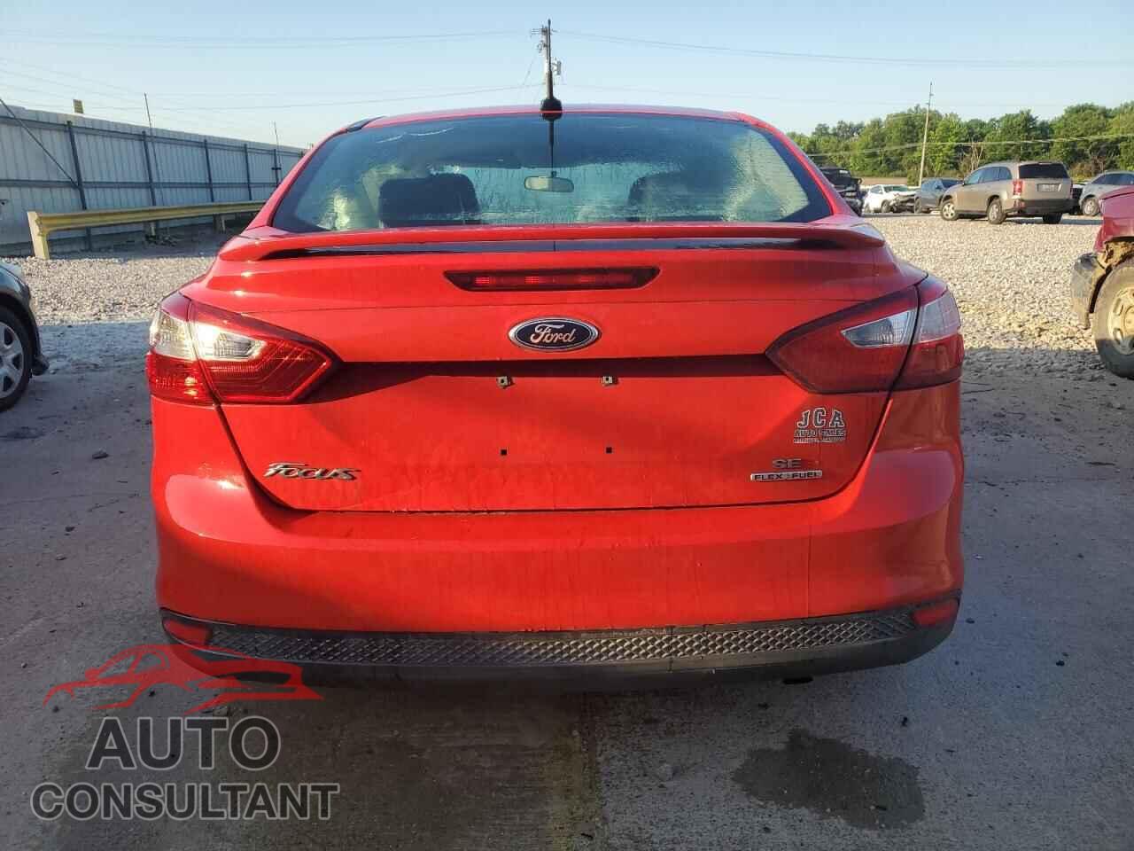 FORD FOCUS 2014 - 1FADP3F23EL337300
