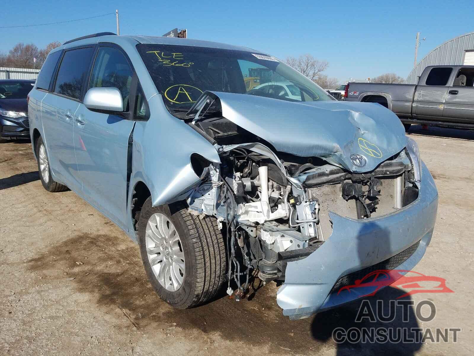 TOYOTA SIENNA 2017 - 5TDYZ3DC5HS843019