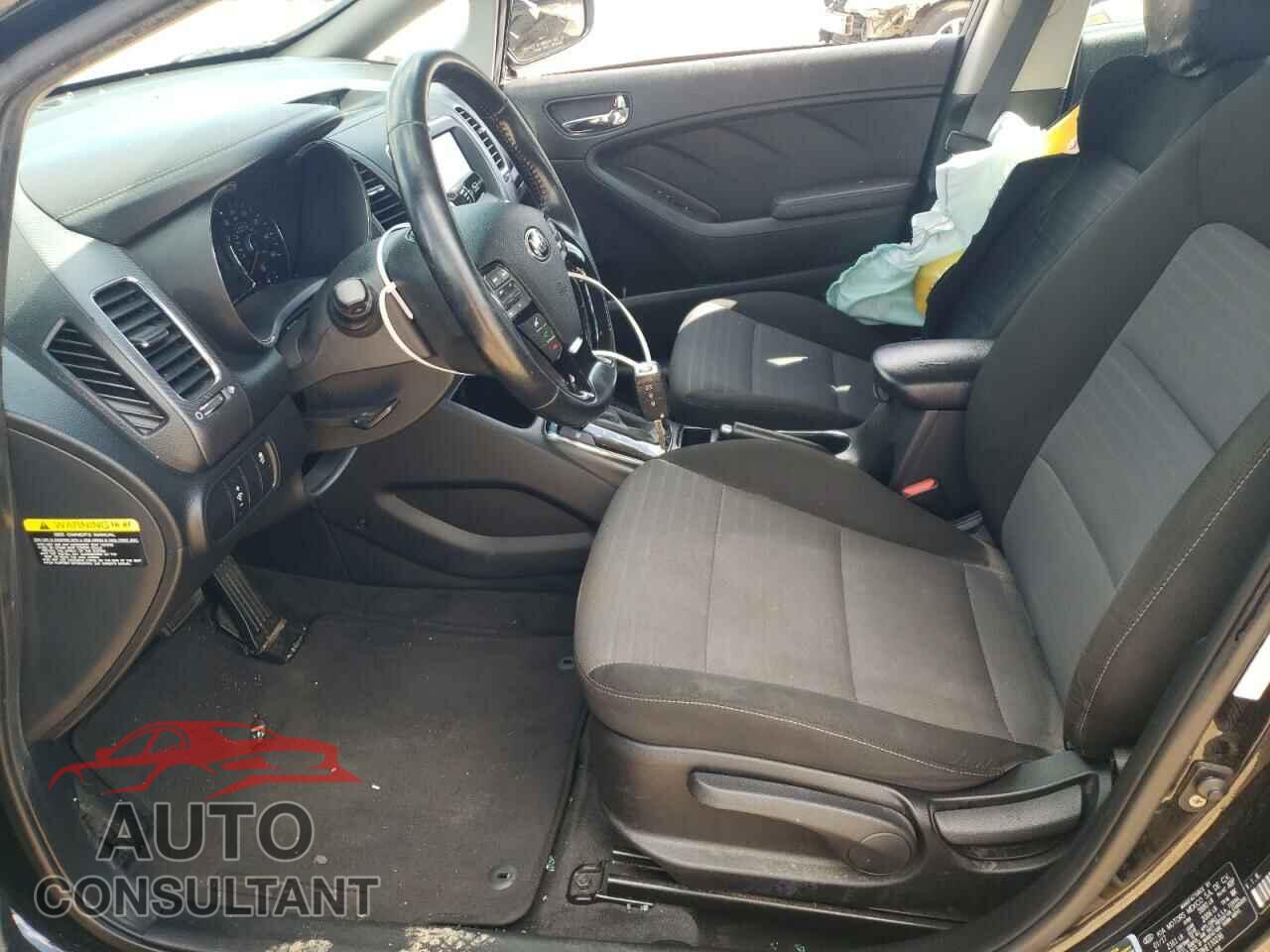 KIA FORTE 2017 - 3KPFL4A78HE110236