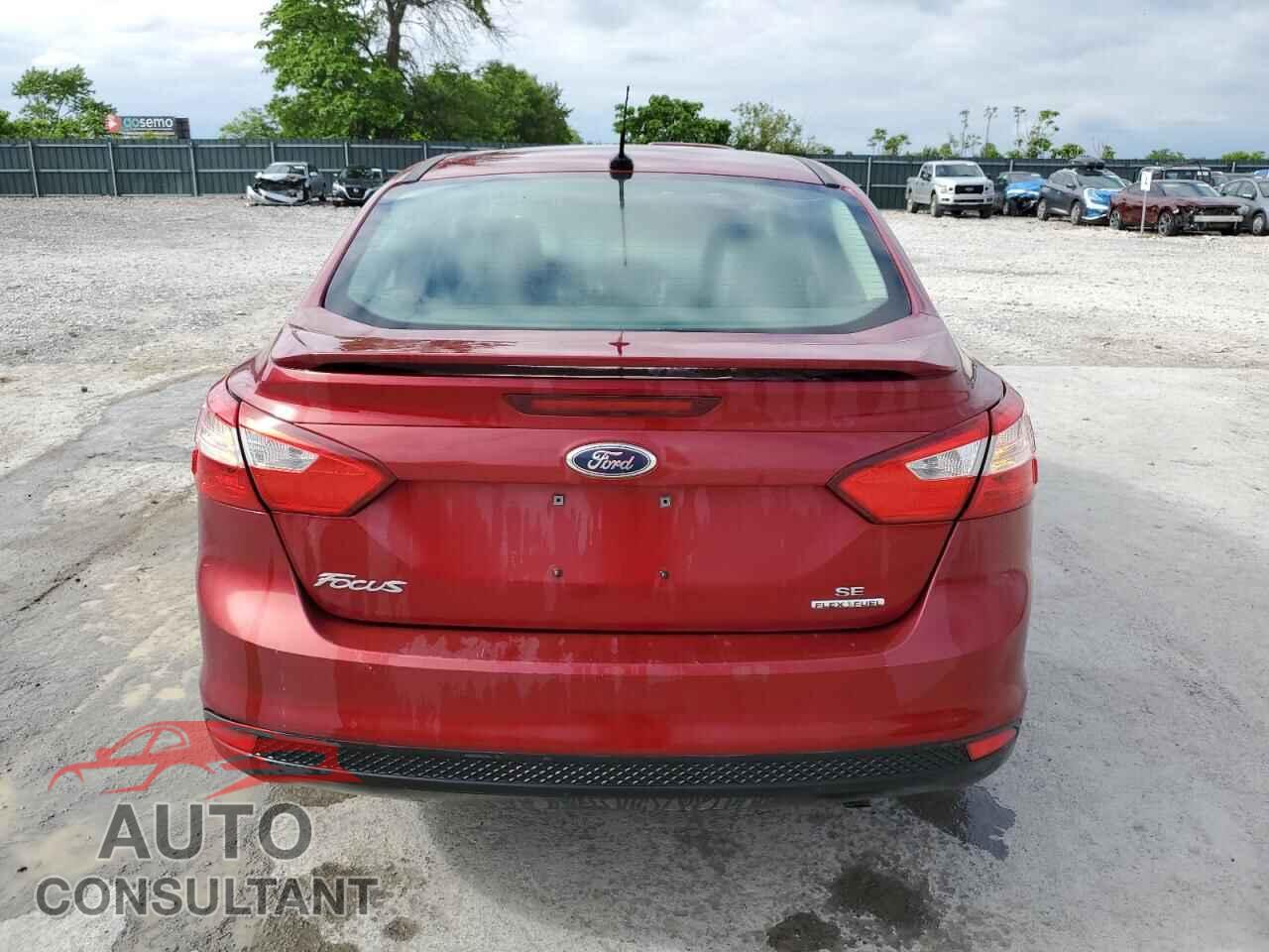 FORD FOCUS 2014 - 1FADP3F29EL296476