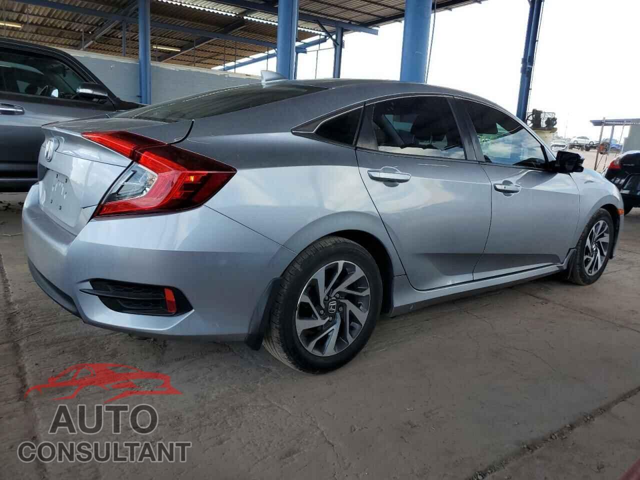 HONDA CIVIC 2017 - 19XFC2F70HE032015