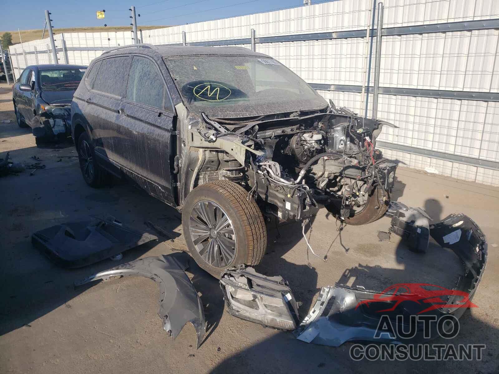 VOLKSWAGEN TIGUAN 2019 - 3VV2B7AX5KM010287