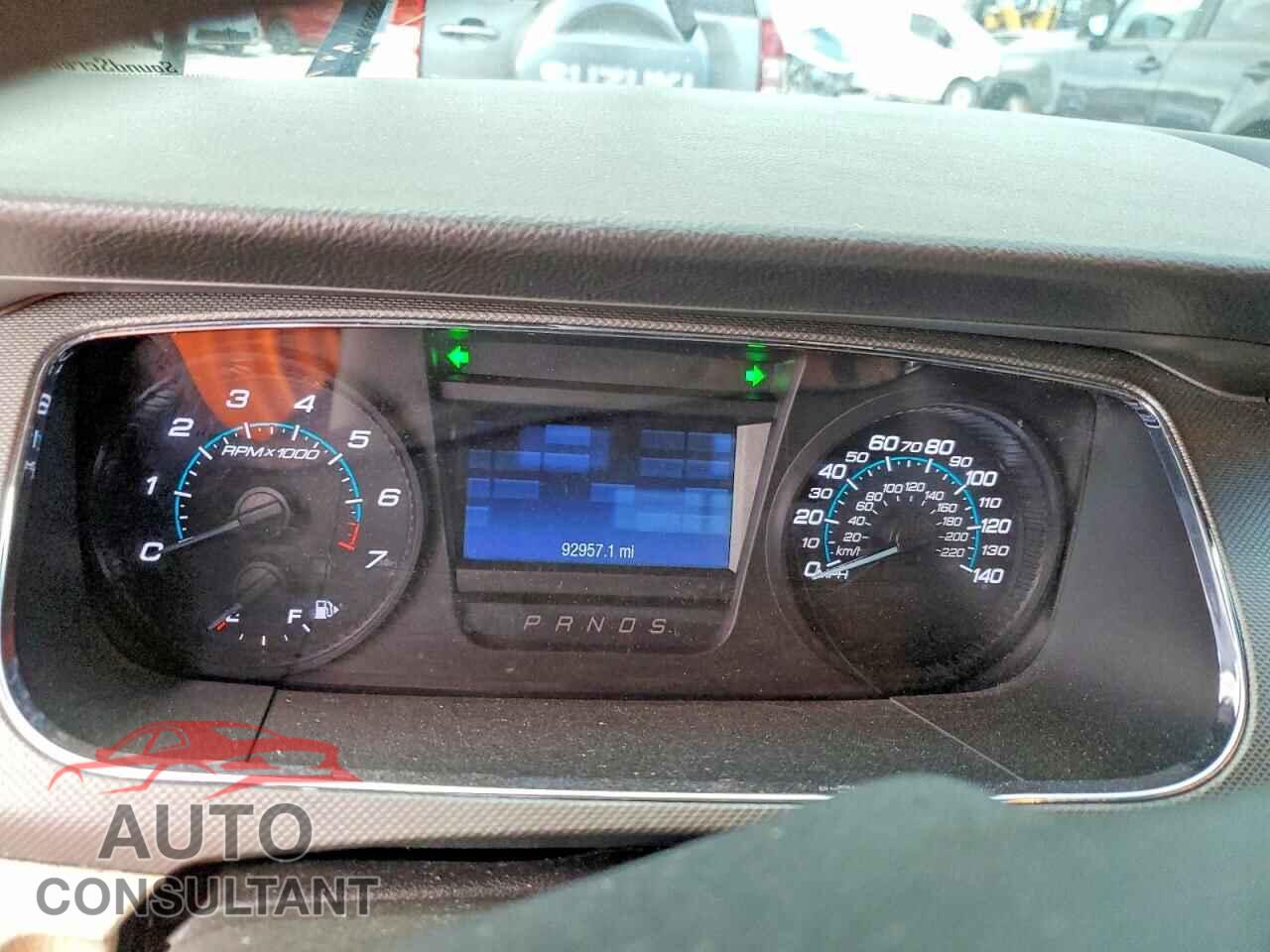FORD TAURUS 2017 - 1FAHP2D86HG105595