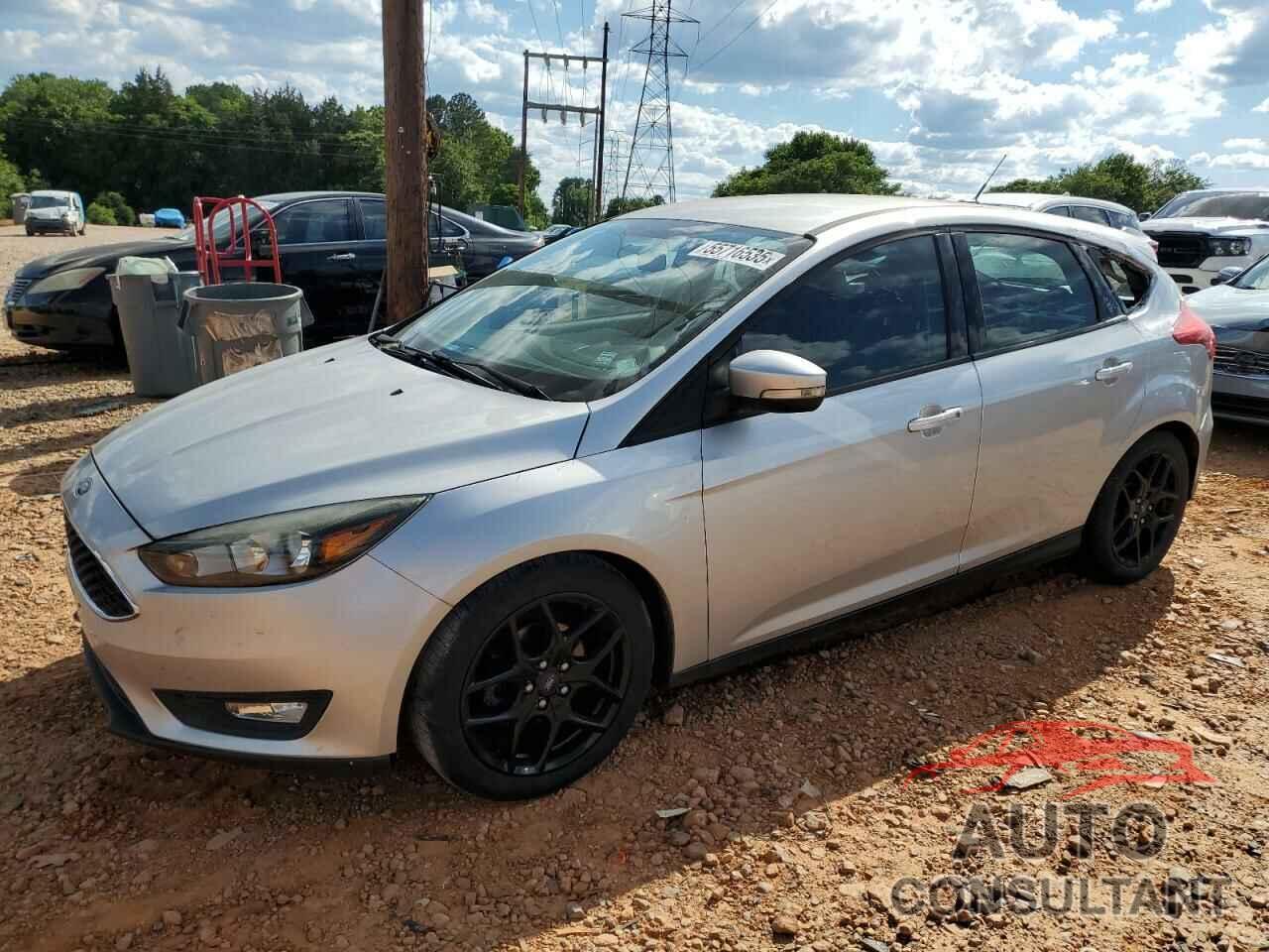 FORD FOCUS 2016 - 1FADP3K22GL339614