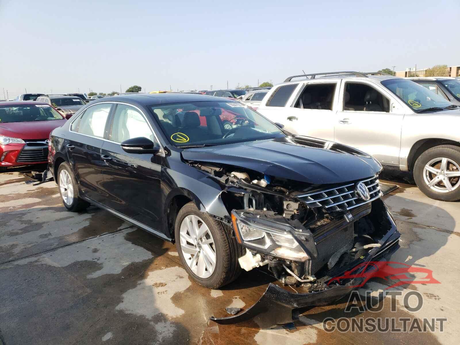 VOLKSWAGEN PASSAT 2018 - 1VWBA7A3XJC023161