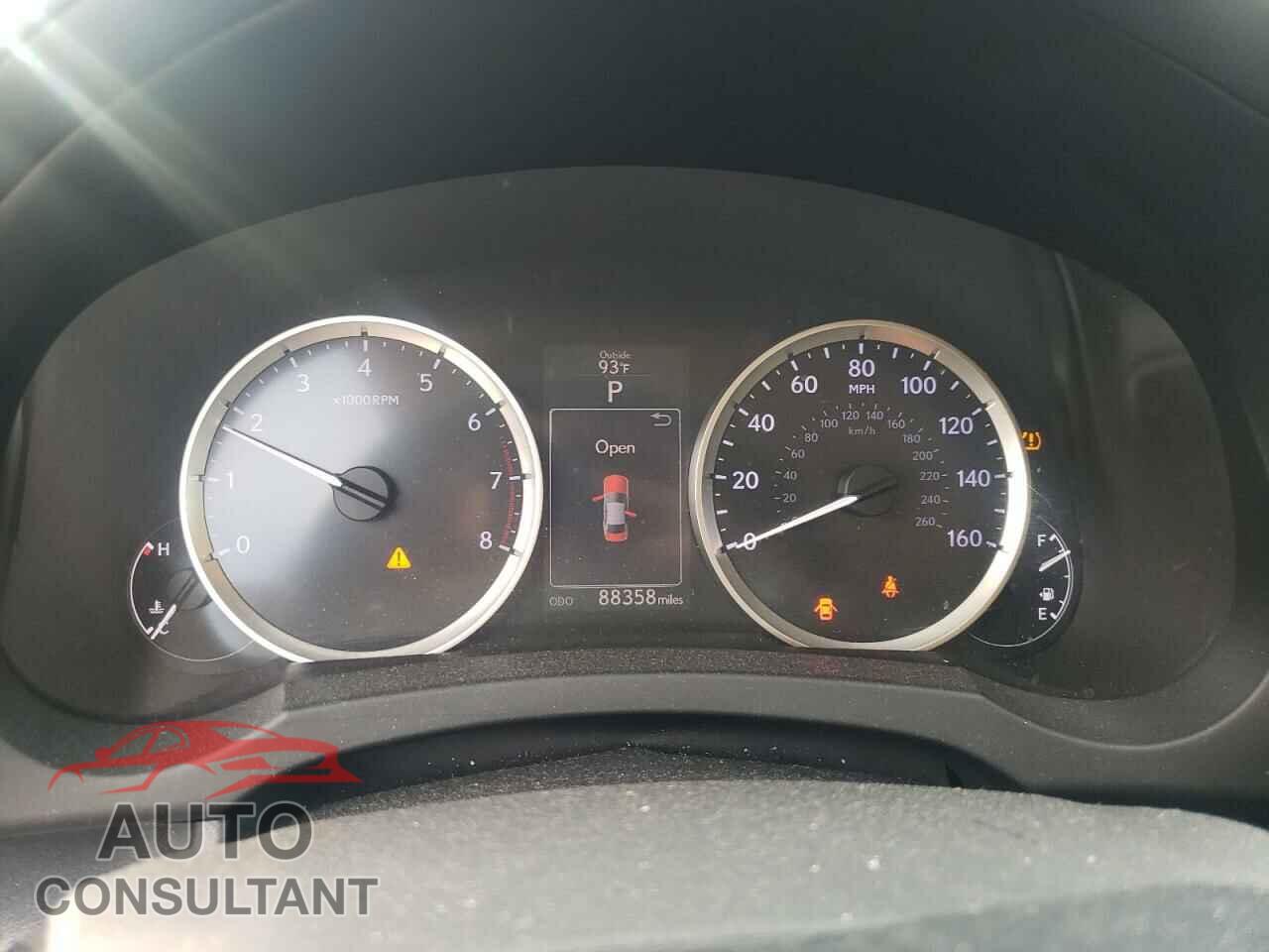 LEXUS IS 2015 - JTHCF1D29F5027592