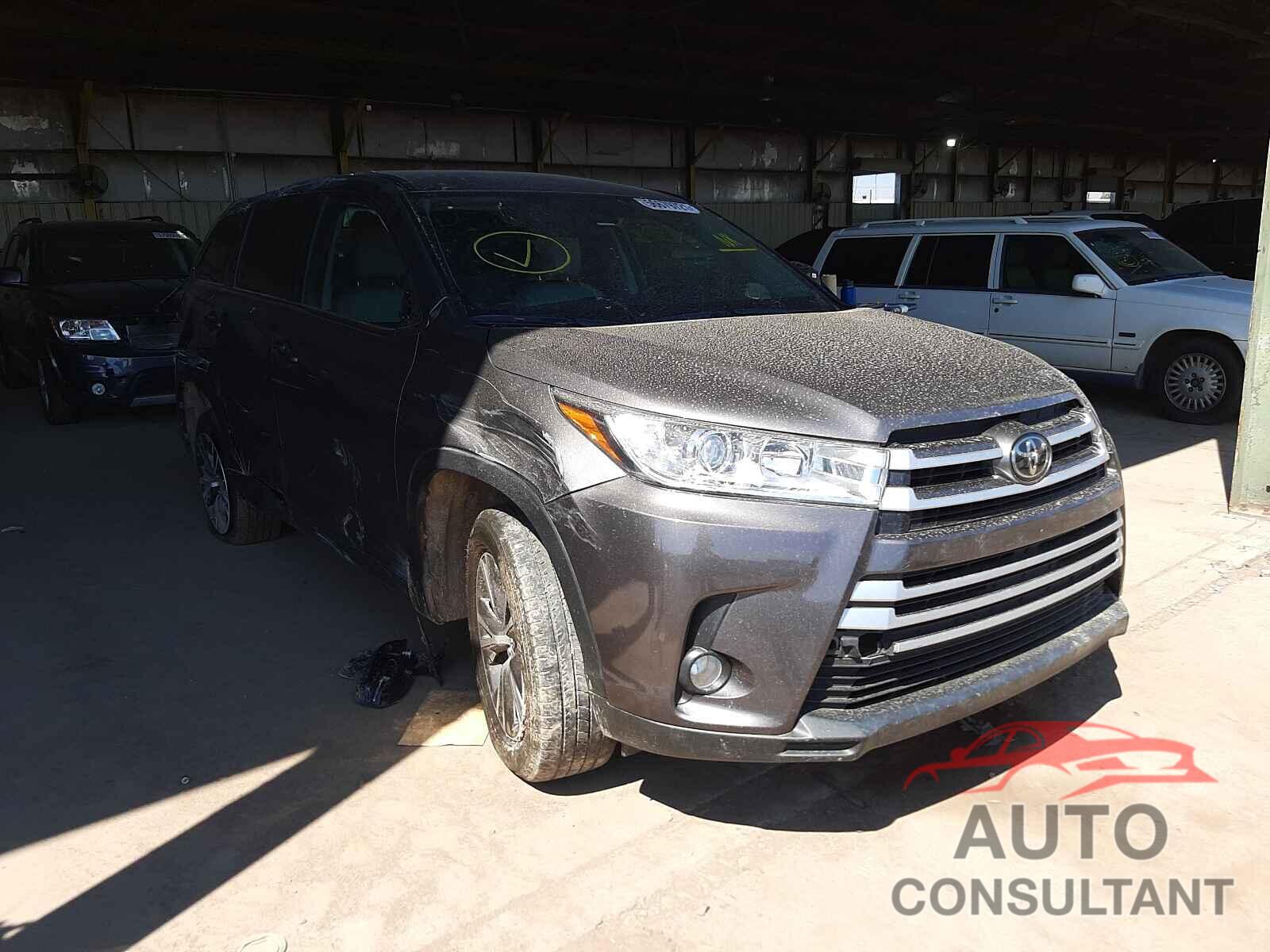 TOYOTA HIGHLANDER 2017 - 5TDZZRFH0HS229009