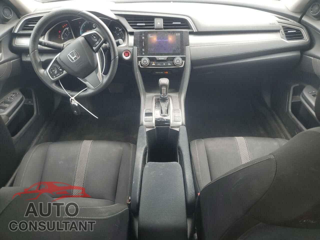 HONDA CIVIC 2017 - 19XFC2F77HE009573