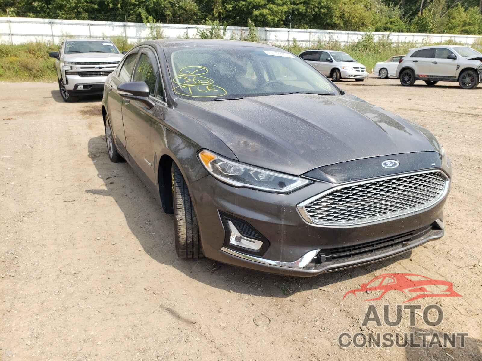 FORD FUSION 2019 - 3FA6P0RU1KR211647