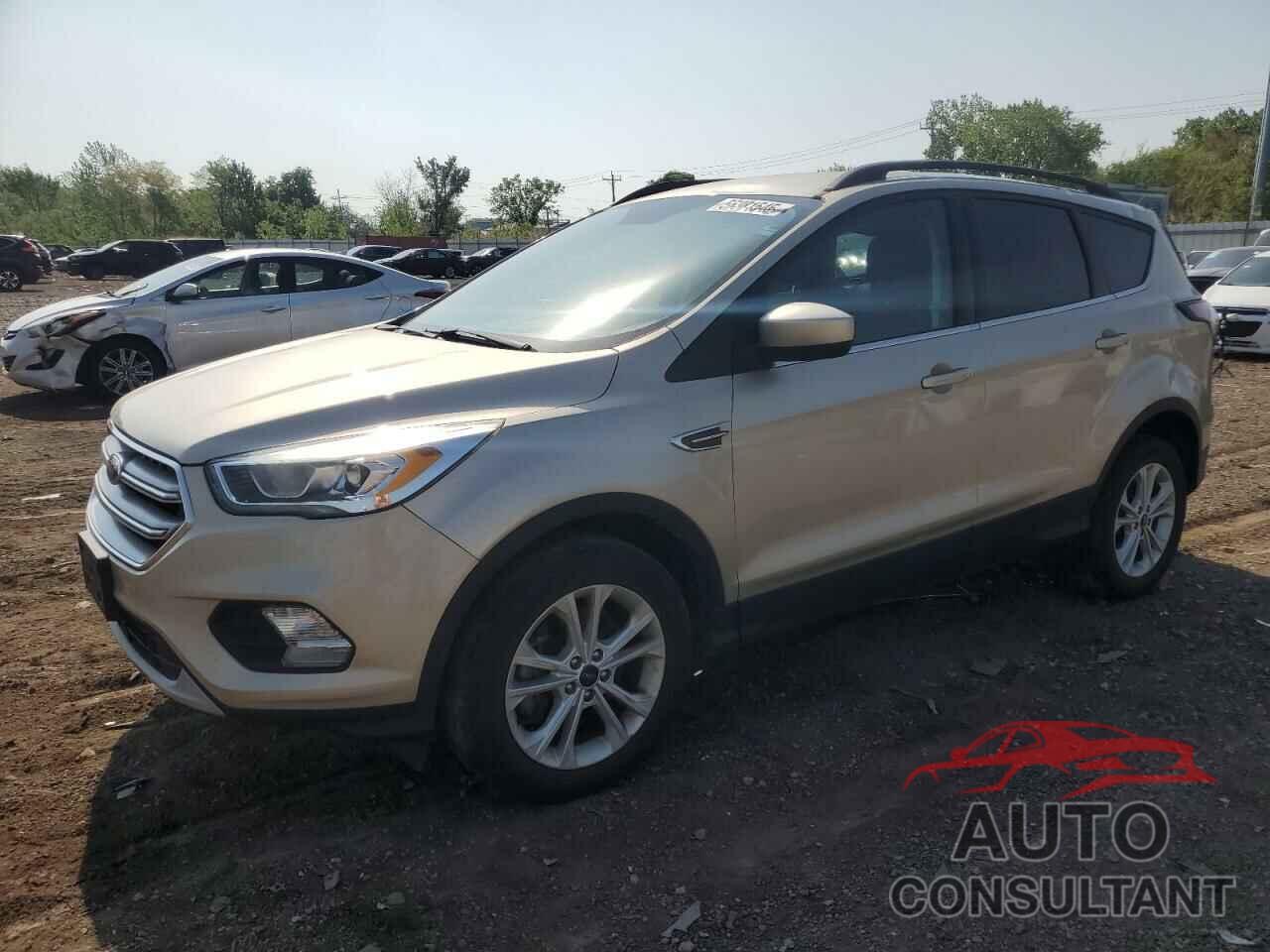 FORD ESCAPE 2017 - 1FMCU9GD6HUC64807