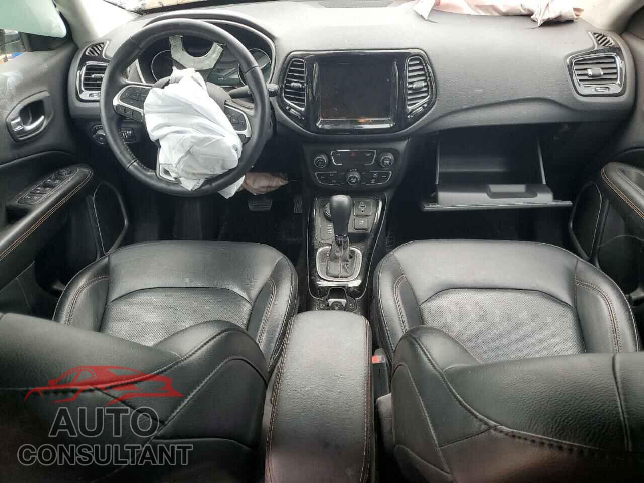 JEEP COMPASS 2019 - 3C4NJDCB1KT826322
