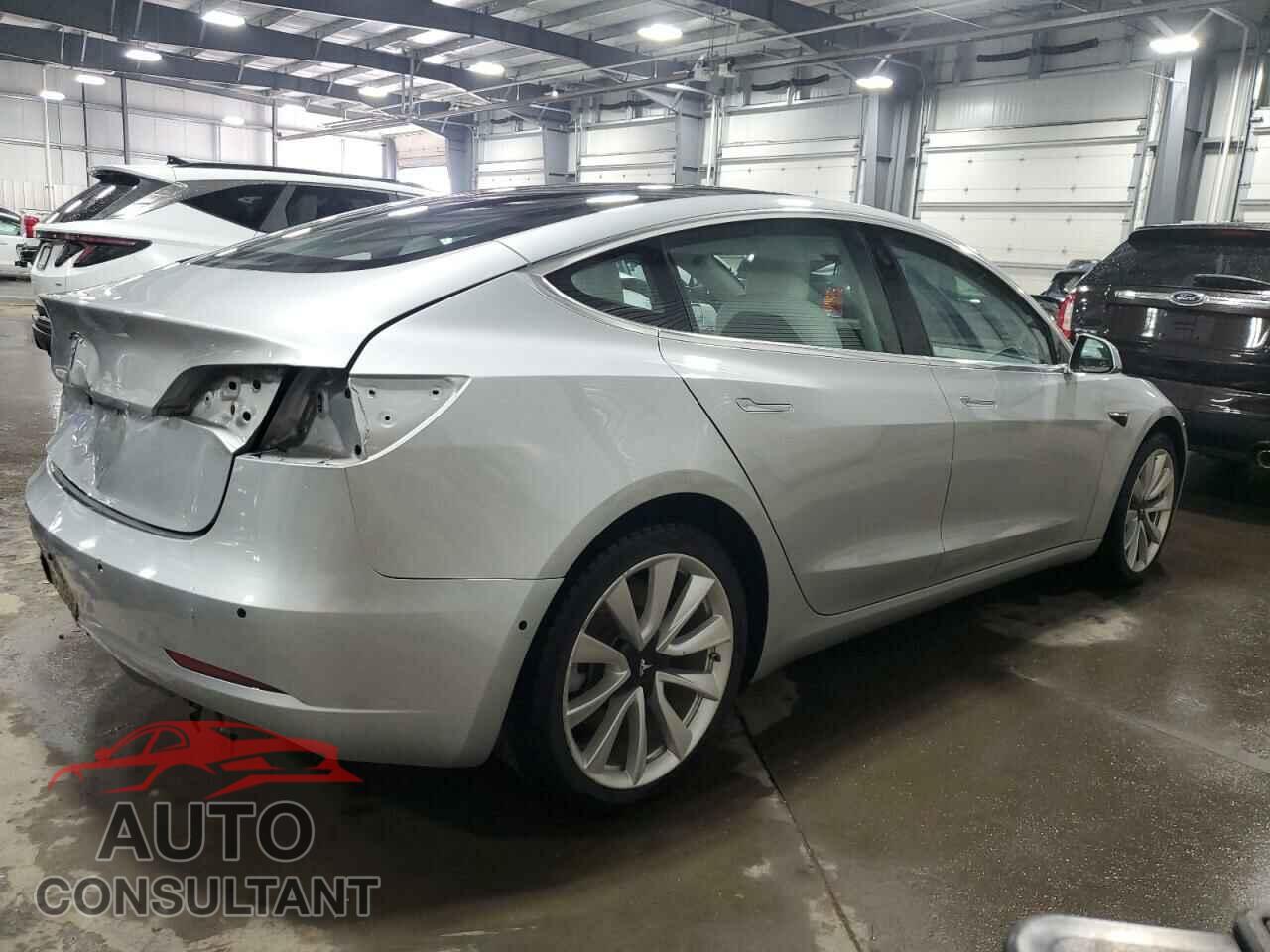 TESLA MODEL 3 2018 - 5YJ3E1EA0JF166611