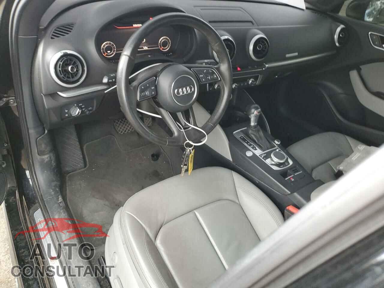 AUDI A3 2017 - WAUGUGFF9H1069408