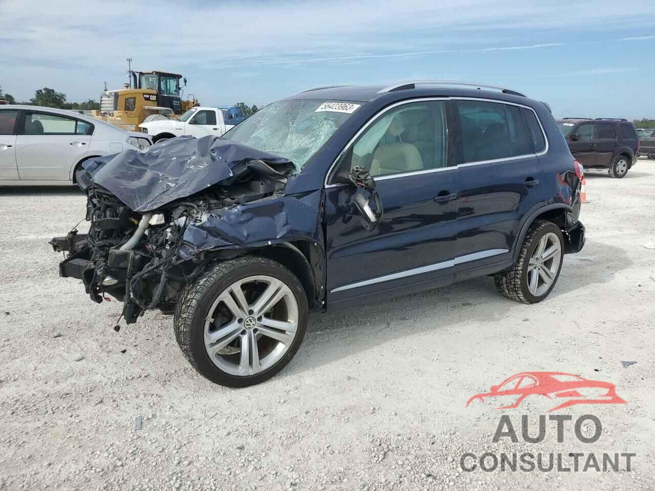 VOLKSWAGEN TIGUAN 2016 - WVGBV7AX6GW025079