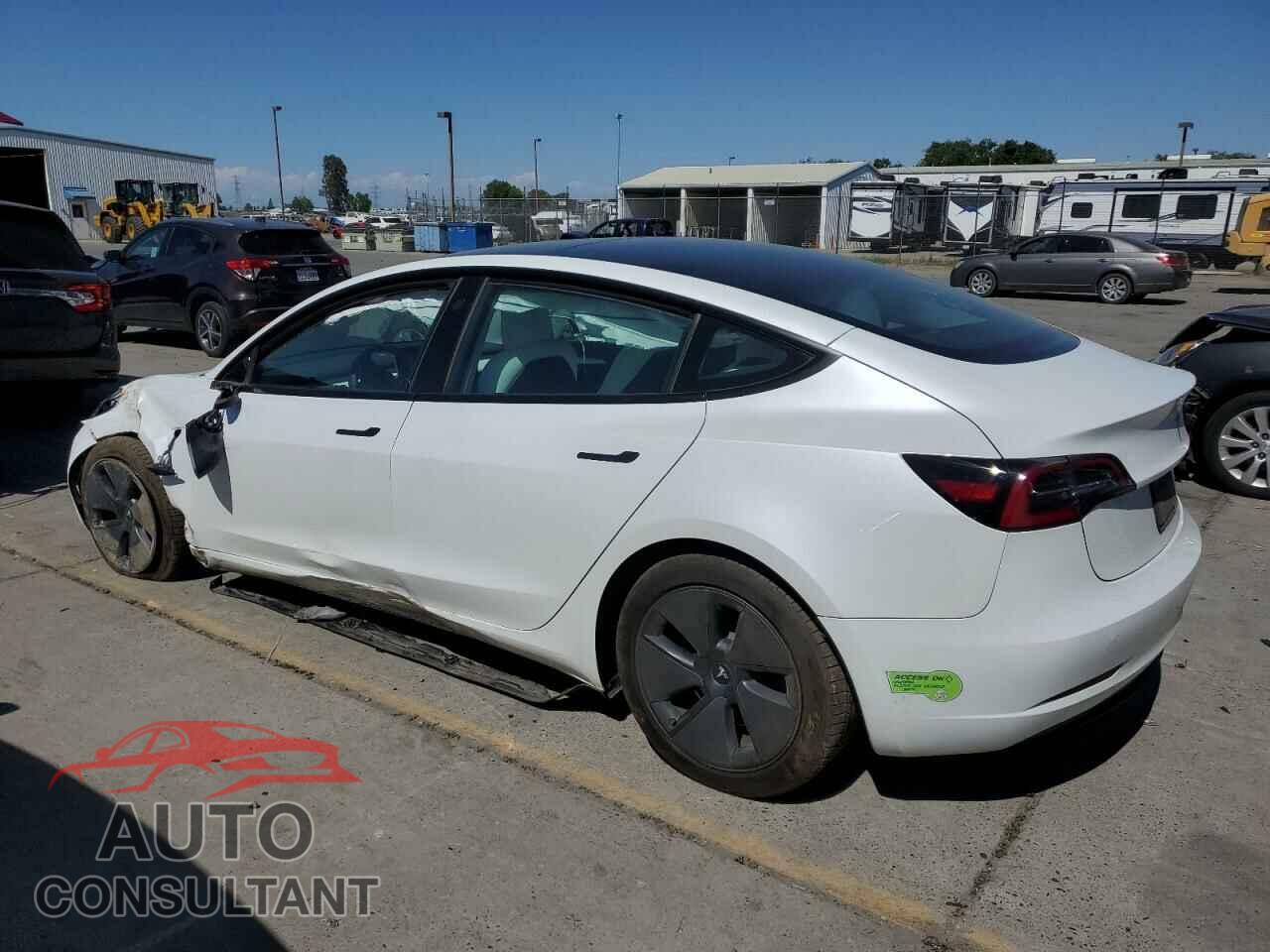 TESLA MODEL 3 2023 - 5YJ3E1EB4PF478772