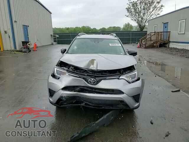 TOYOTA RAV4 2017 - 2T3BFREV7HW587448