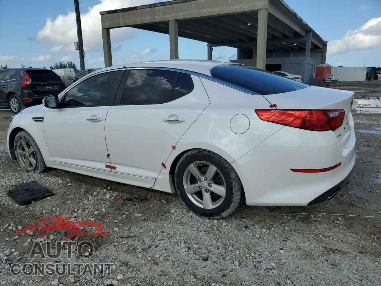 KIA OPTIMA 2015 - KNAGM4A79F5661136