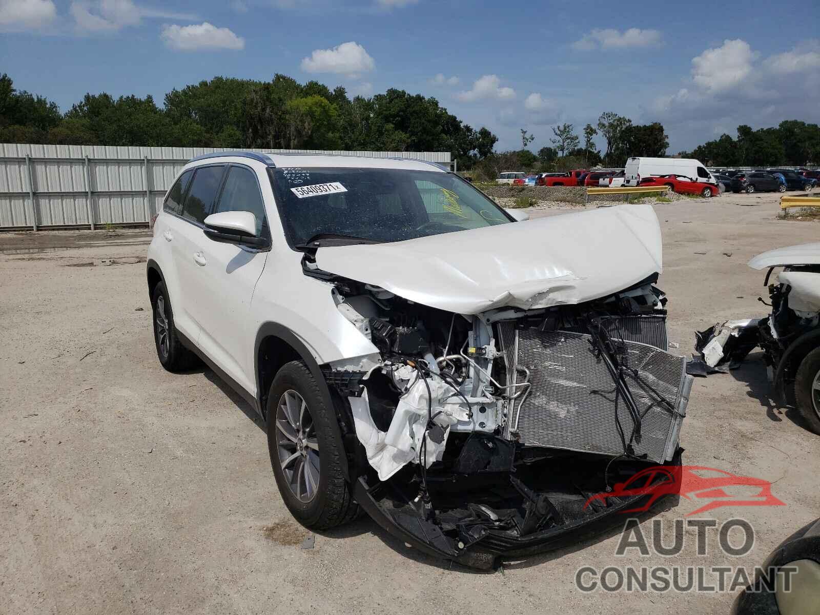 TOYOTA HIGHLANDER 2019 - 5TDKZRFH9KS340196
