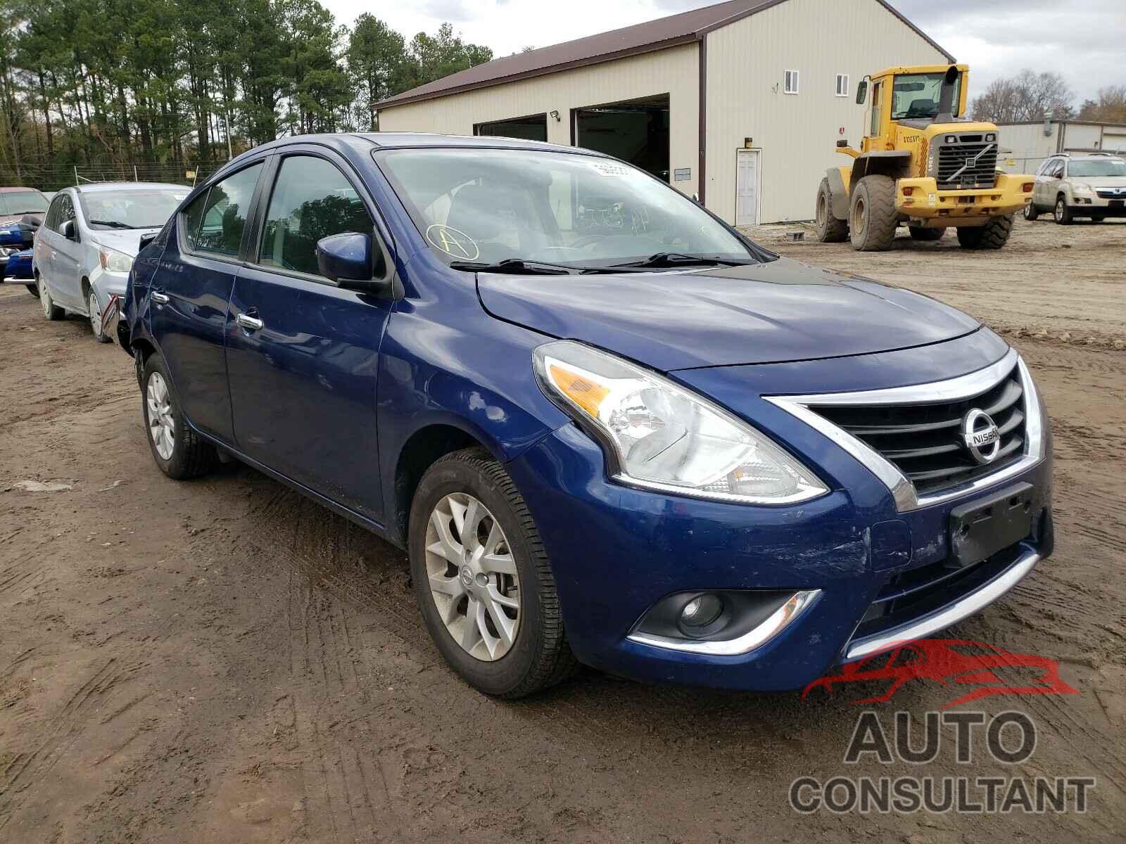 NISSAN VERSA 2018 - 3N1CN7APXJL843987