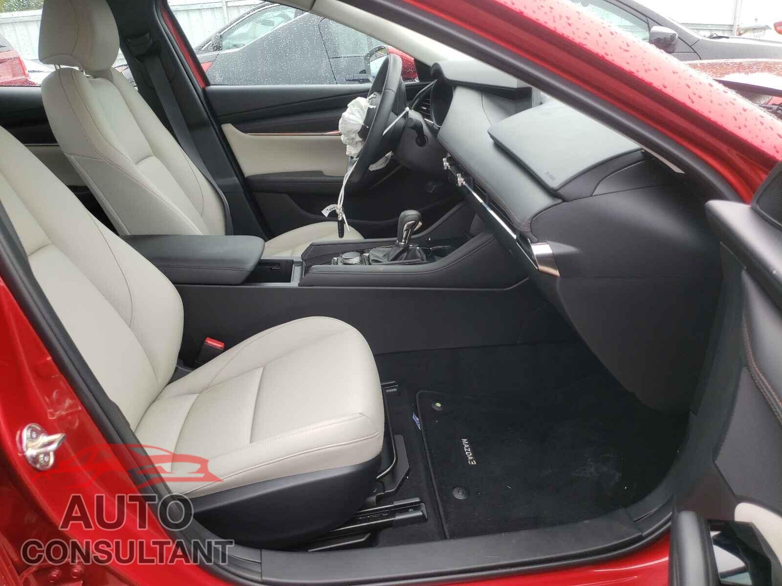 MAZDA 3 2019 - JM1BPBAMXK1115512