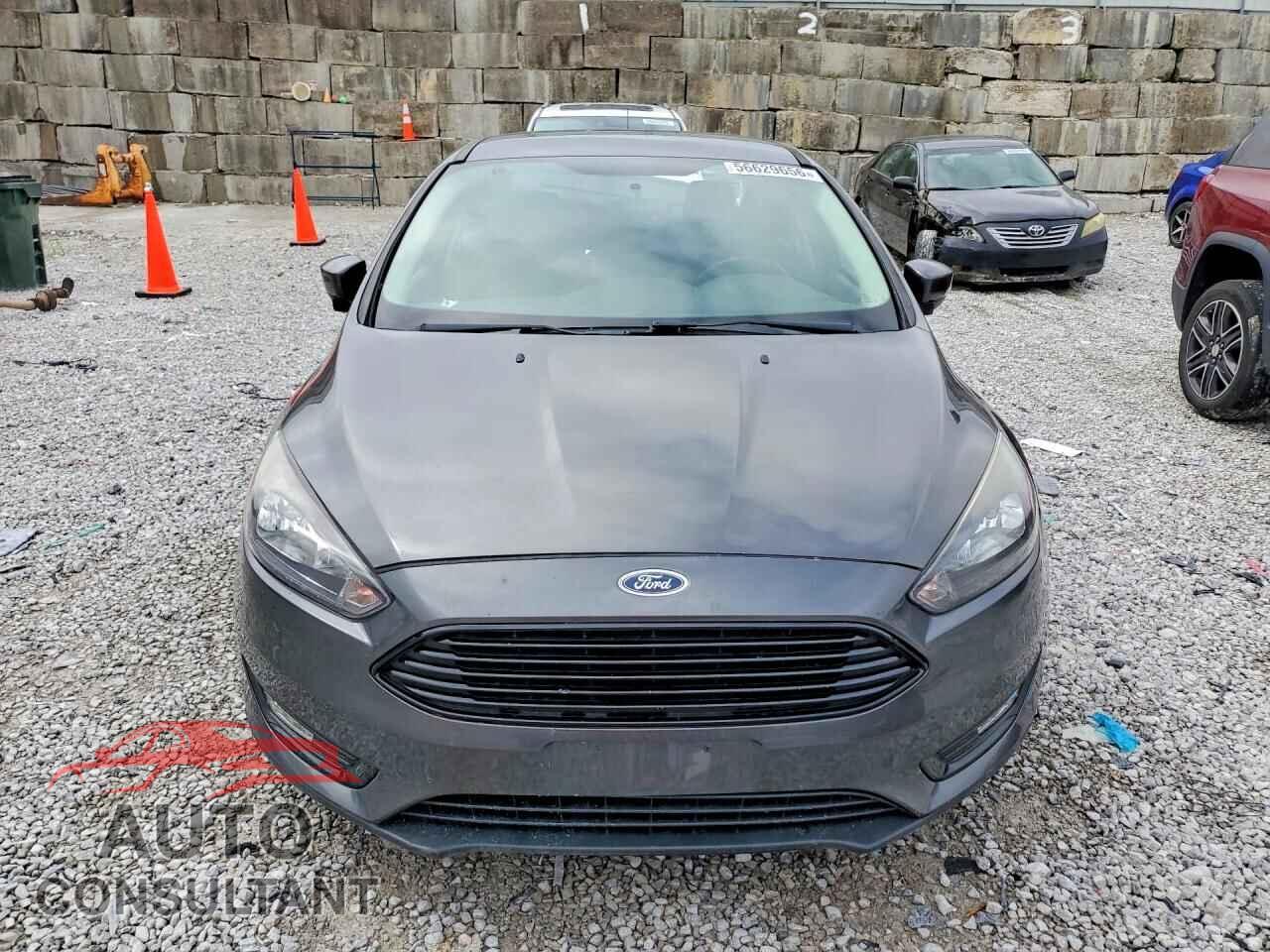 FORD FOCUS 2018 - 1FADP3FE3JL268046