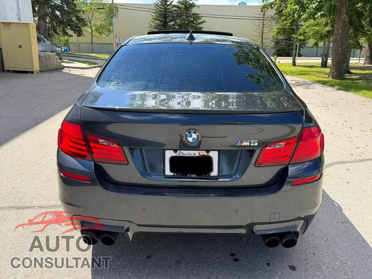BMW M5 2012 - WBSFV9C57CC772384