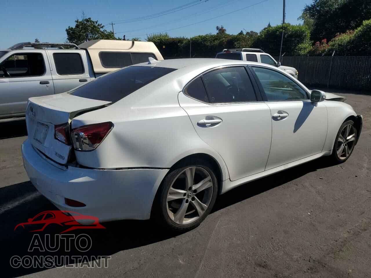 LEXUS IS 2012 - JTHBE5C22C5028831