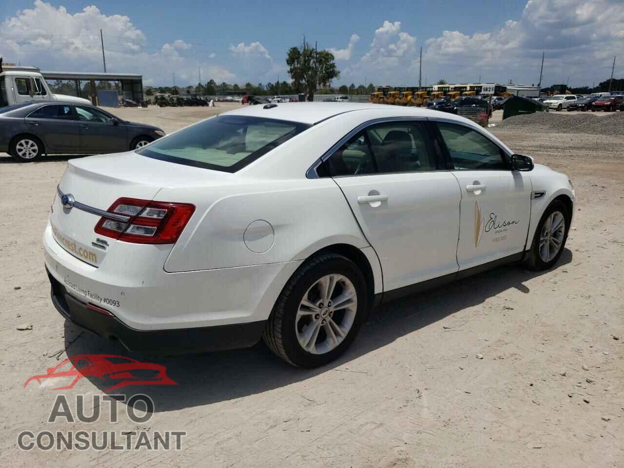 FORD TAURUS 2015 - 1FAHP2E84FG182168