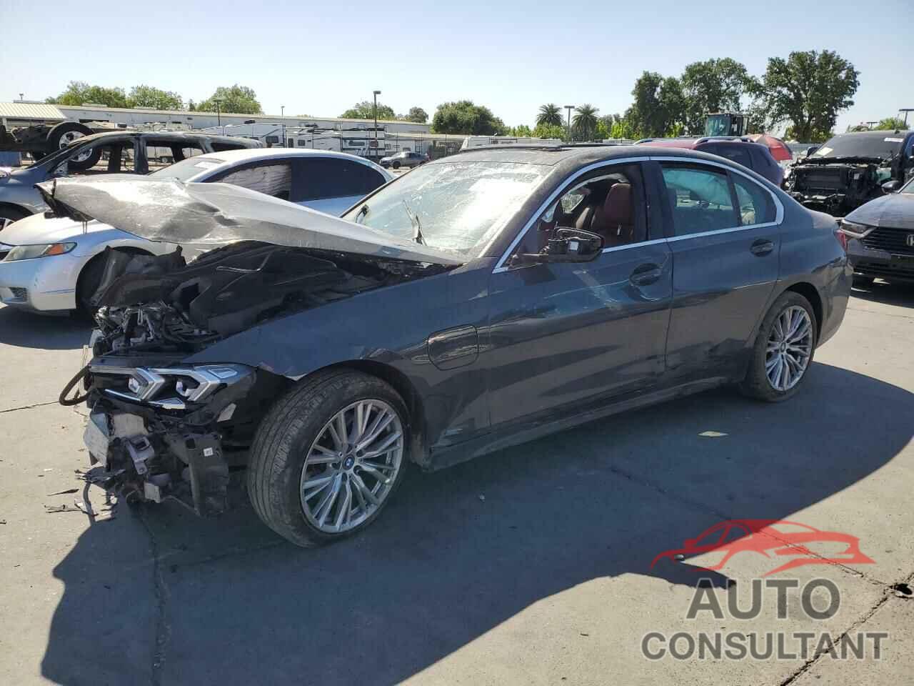 BMW 3 SERIES 2024 - 3MW39FF05R8D97928
