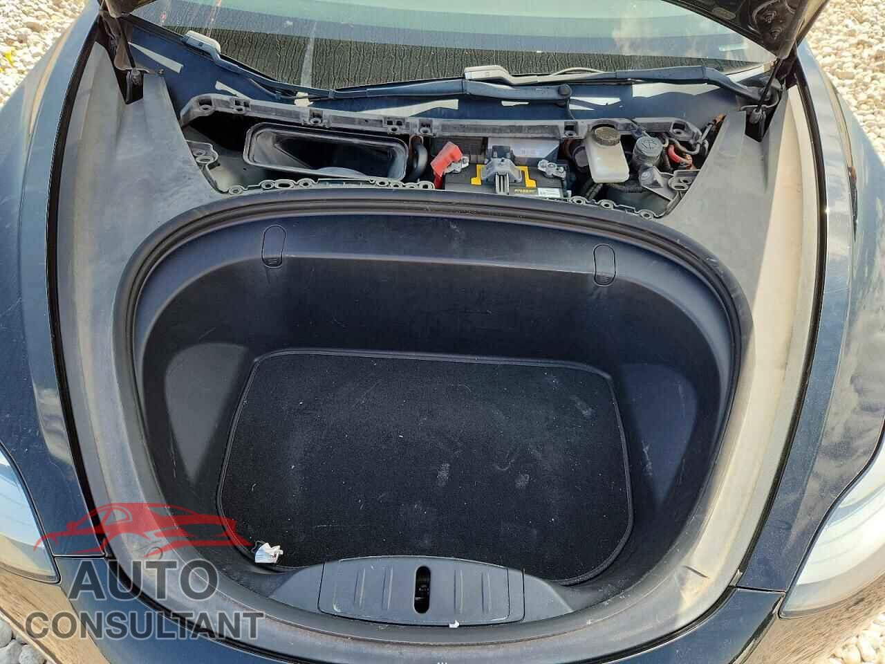 TESLA MODEL 3 2018 - 5YJ3E1EA3JF166022