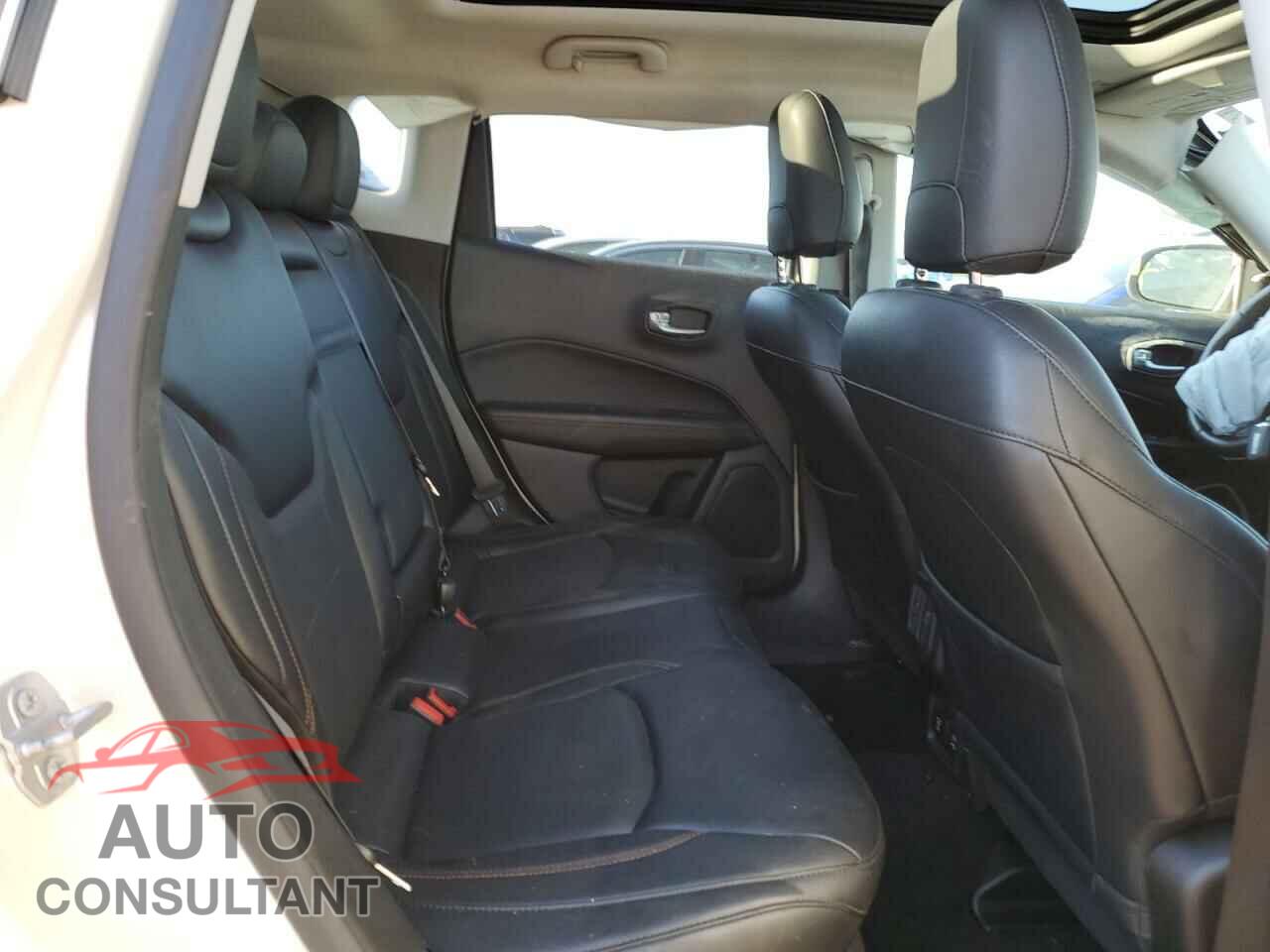 JEEP COMPASS 2017 - 3C4NJDCB2HT646663