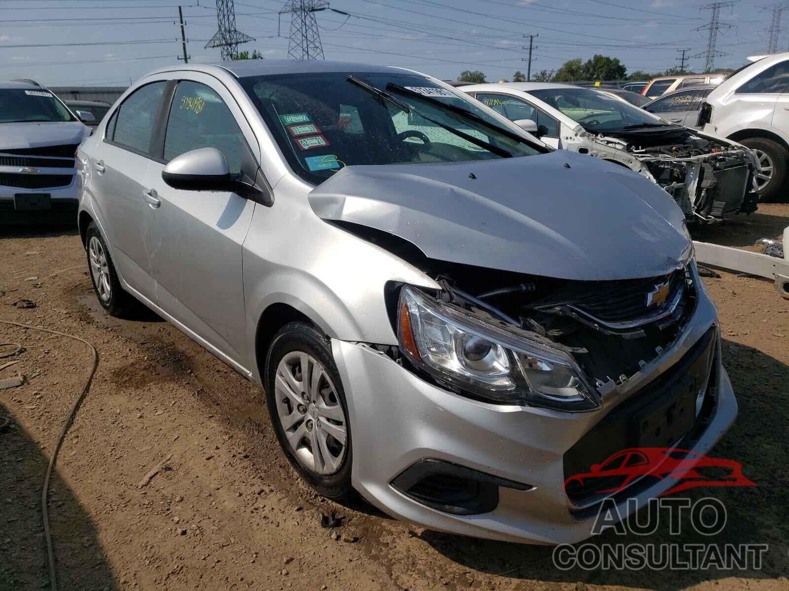 CHEVROLET SONIC 2017 - 1G1JB5SH5H4163206