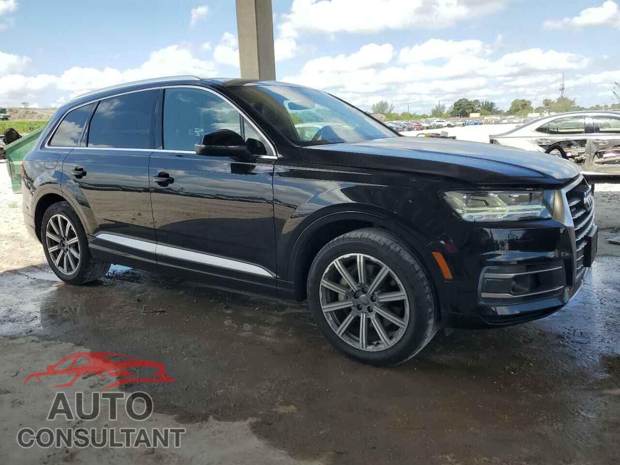 AUDI Q7 2018 - WA1VAAF76JD047356