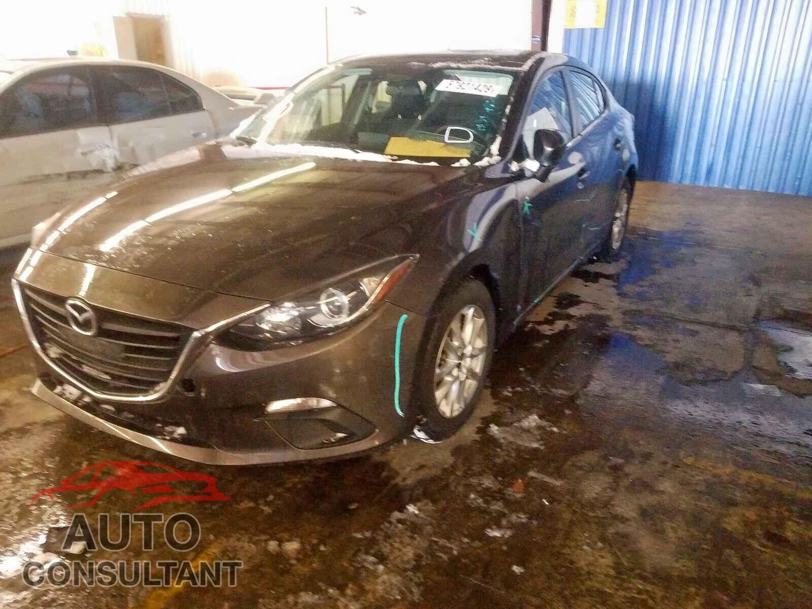 MAZDA 3 2016 - JM1BM1U78G1335165