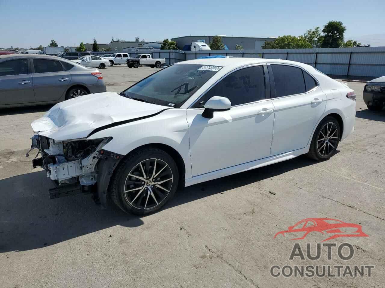 TOYOTA CAMRY 2021 - 4T1G11AK6MU615423