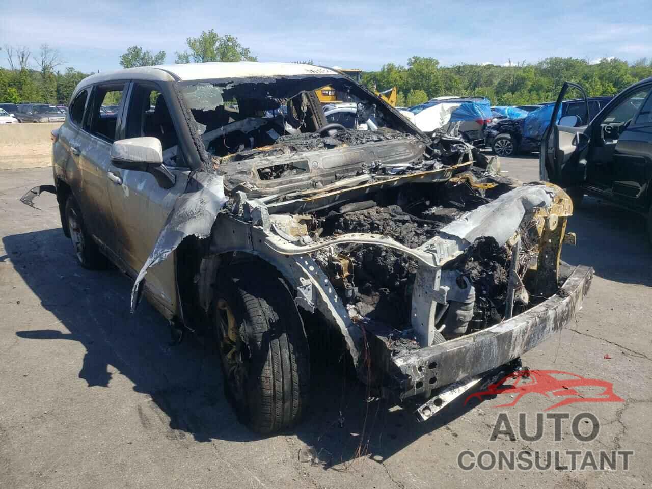 TOYOTA HIGHLANDER 2022 - 5TDCZRBH1NS224912