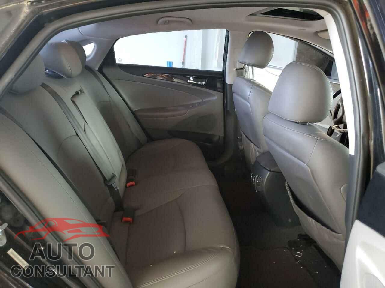 HYUNDAI SONATA 2011 - 5NPEC4AC4BH018388