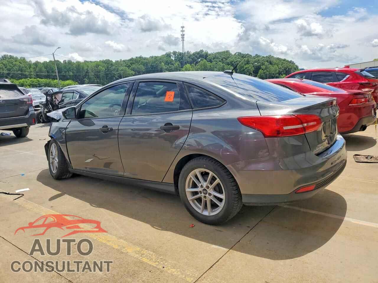 FORD FOCUS 2017 - 1FADP3E27HL203766
