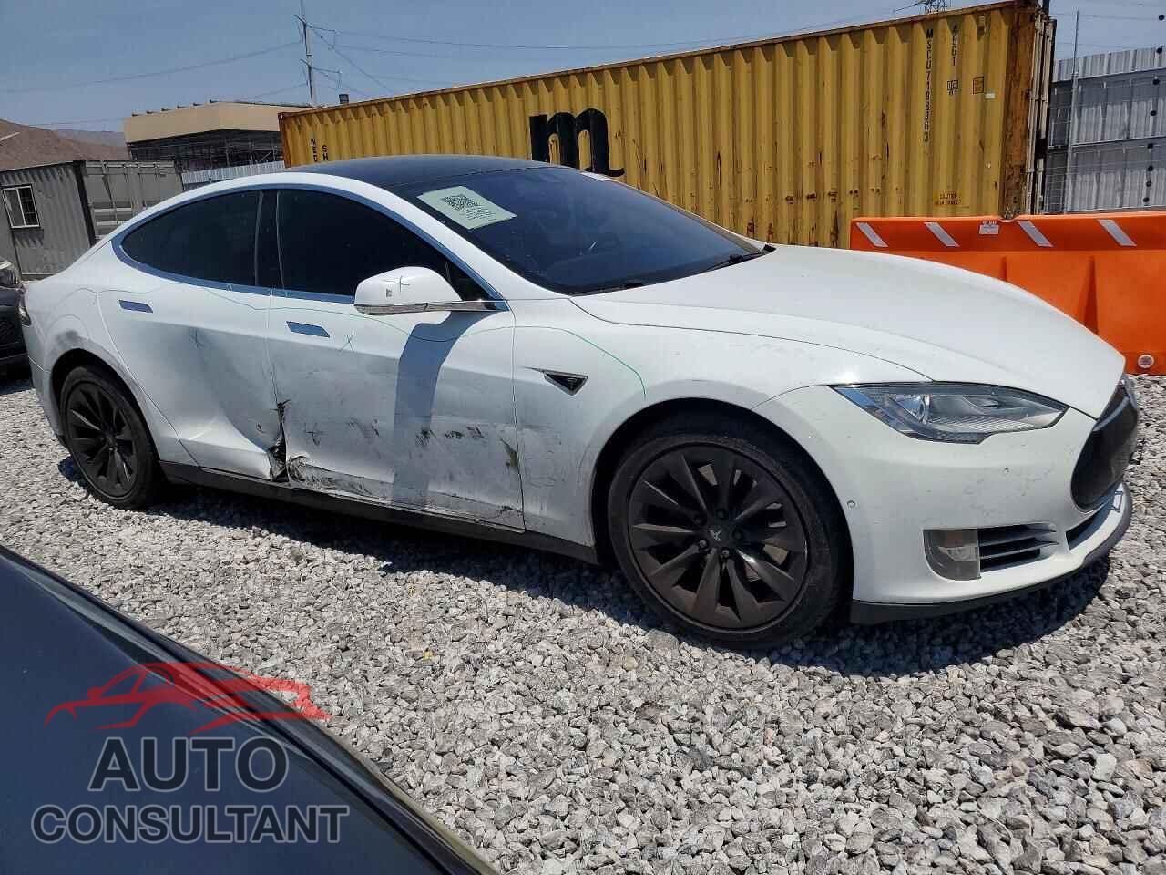 TESLA MODEL S 2015 - 5YJSA1H22FF096628