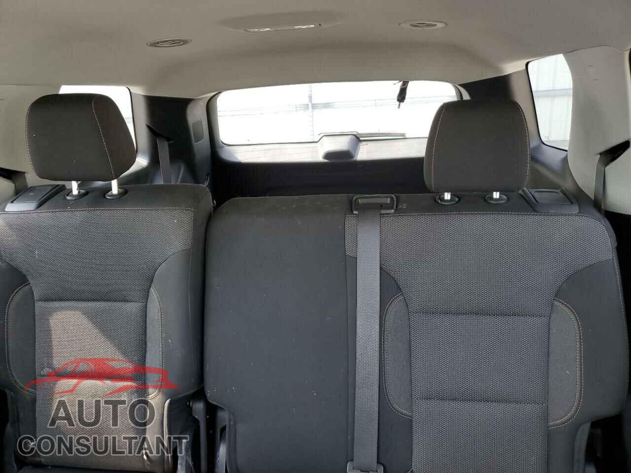 CHEVROLET TRAVERSE 2019 - 1GNERFKW3KJ128236
