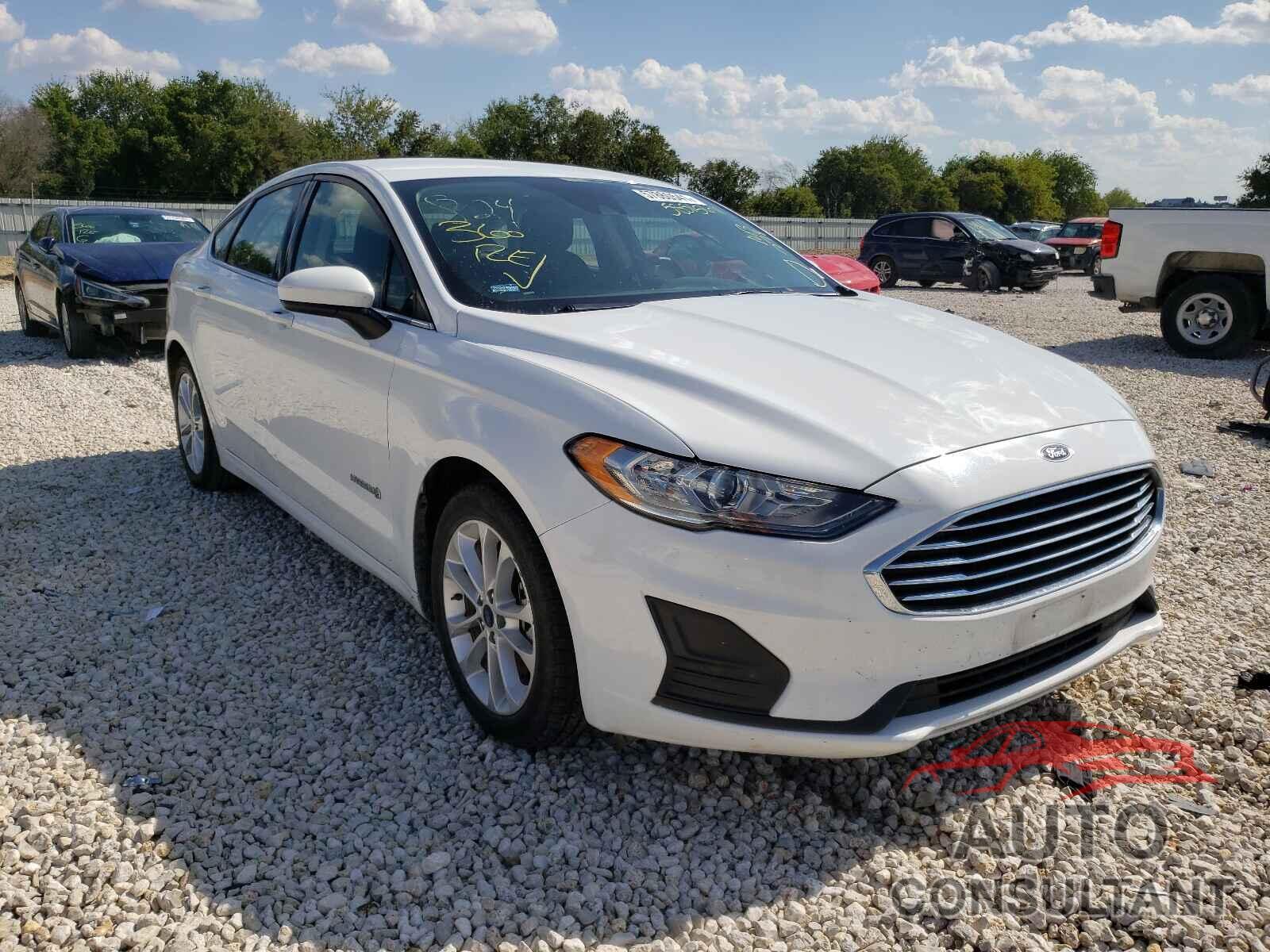 FORD FUSION 2019 - 3FA6P0LU3KR143778